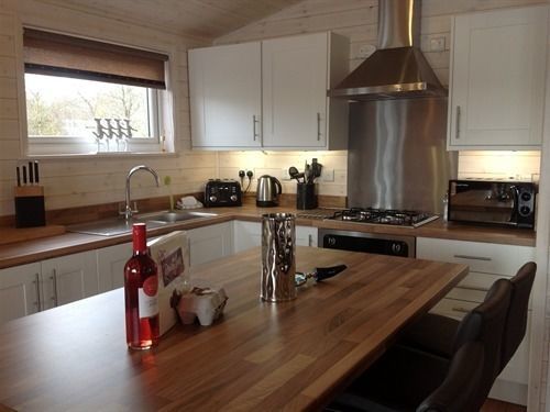 Cleveley Mere Luxury Waterside Lodges Scorton  Exterior photo