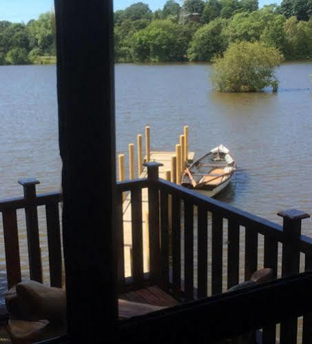 Cleveley Mere Luxury Waterside Lodges Scorton  Exterior photo
